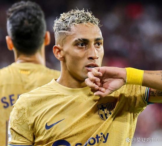 复出在即！巴萨社媒晒亚马尔训练照：拉明就是魔法般的存在💫