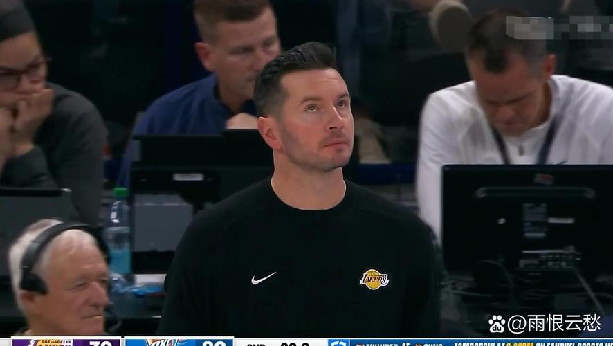 雷迪克：提升防守端的持球压迫强度 斯玛特范德比尔特担任这角色