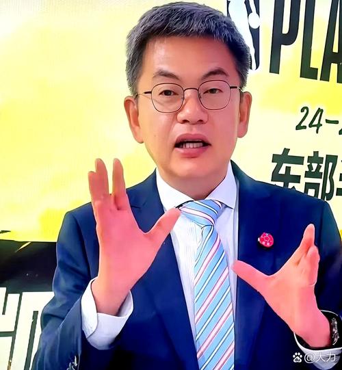 14分20板?!苏群:杨瀚森的季前赛数据会和上赛季克林根的差不多