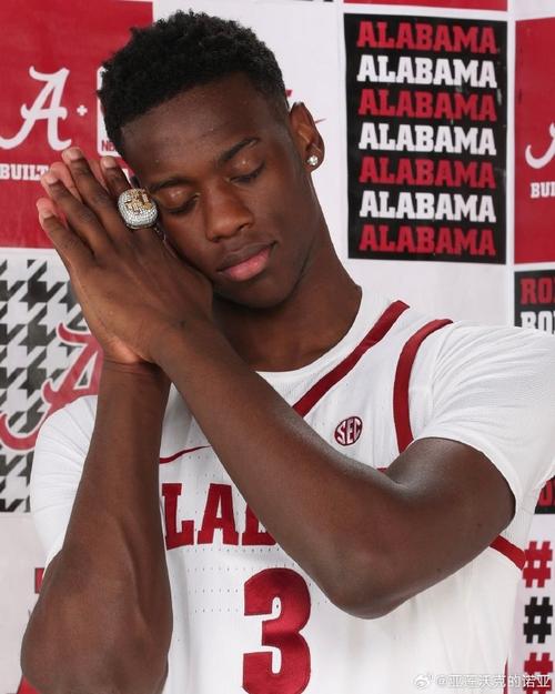 墨菲：我们是职业球员做好本职工作是应该的 球队必须回到正轨